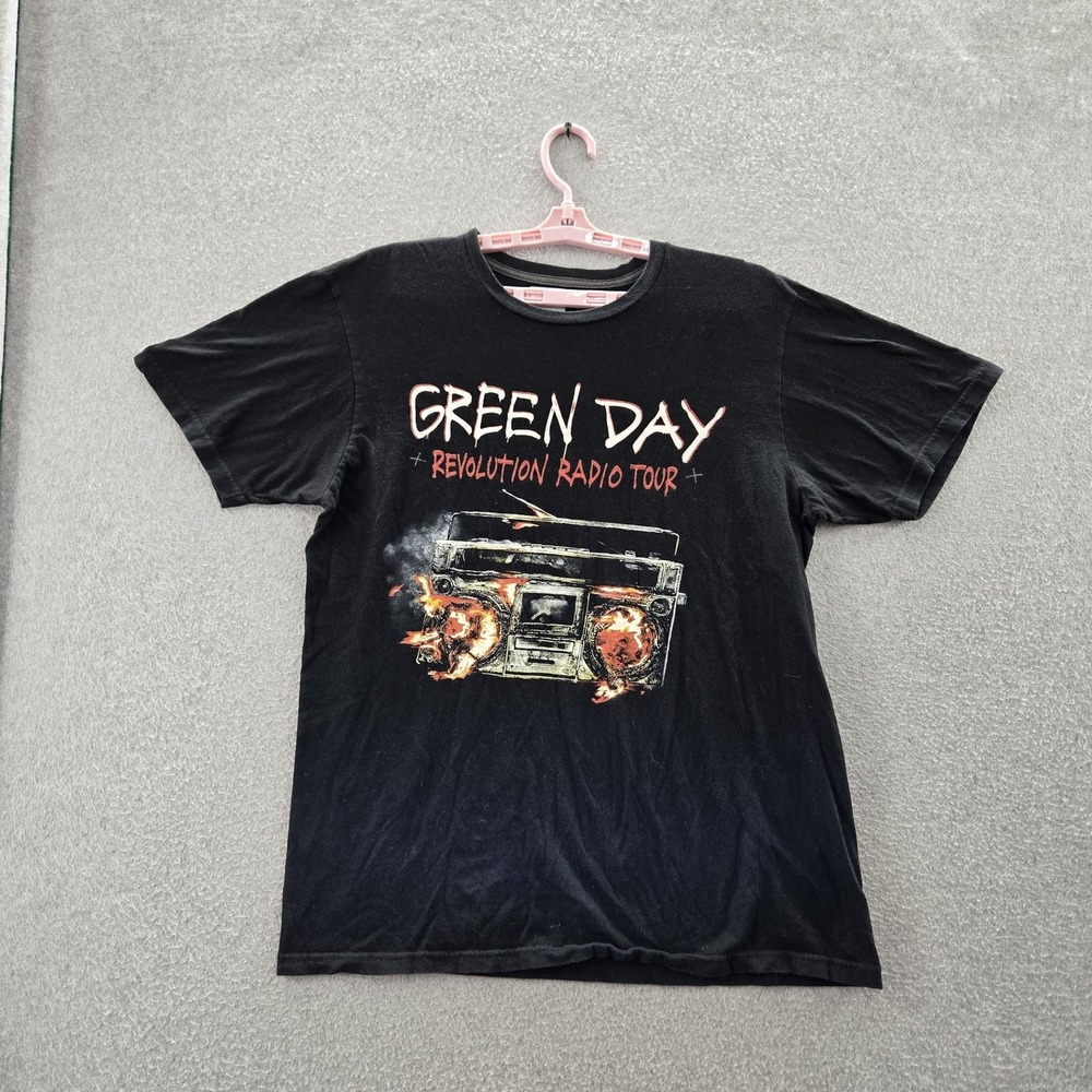 Green Day Men Shirt L Black Revolution Radio Tour Boombox 2017 Summer America